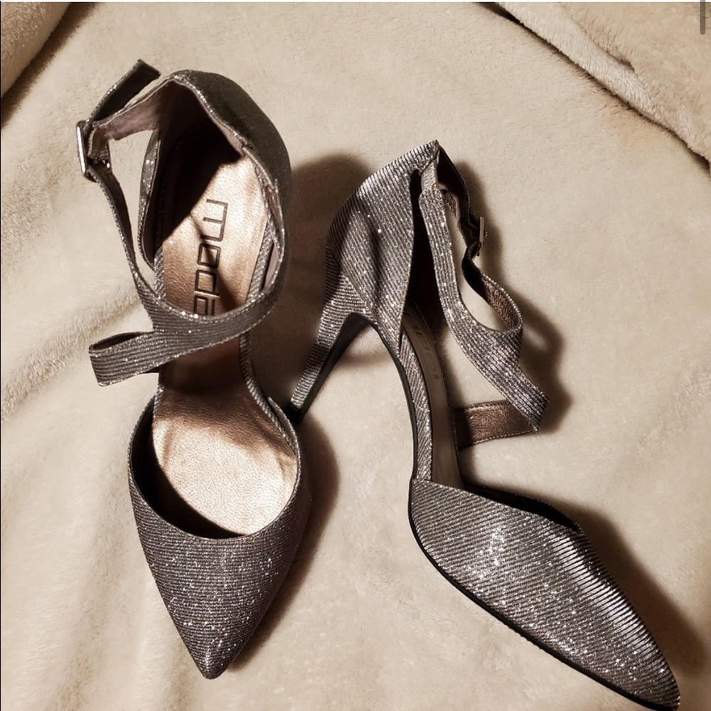 Moda Spana Silver Glitter Heels